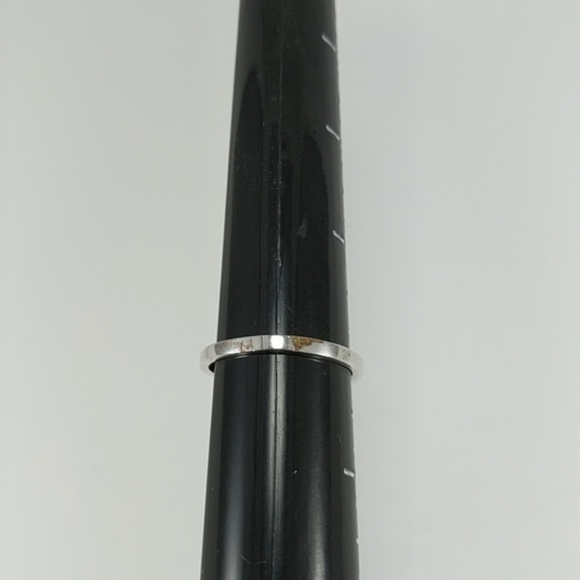 🇨🇦 Dainty Diamanté Ring & Earrings - Picture 4 of 4